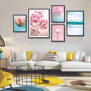 tranh canvas treo tường phòng tiếp đón khách hàng