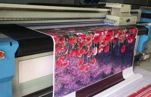 in bạt không gân trở nên đơn giản với trang thiết bị máy móc hiện đại