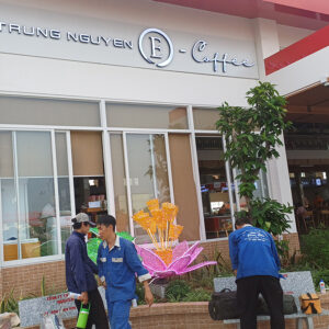 Đèn đường đèn hoa văn, tiểu cảnh dù trang trí